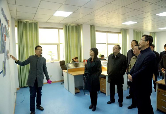 安徽：怀远县融媒体中心揭牌运行