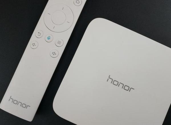 小米盒子3增强版PK荣耀盒子Pro：六点详细对比告诉你哪款好？