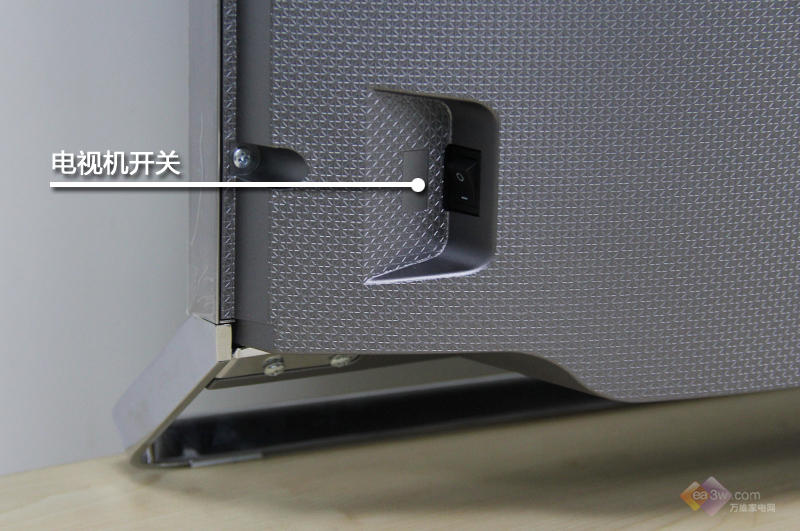 ULED超画质体验！海信MU9600曲面4K电视评测 