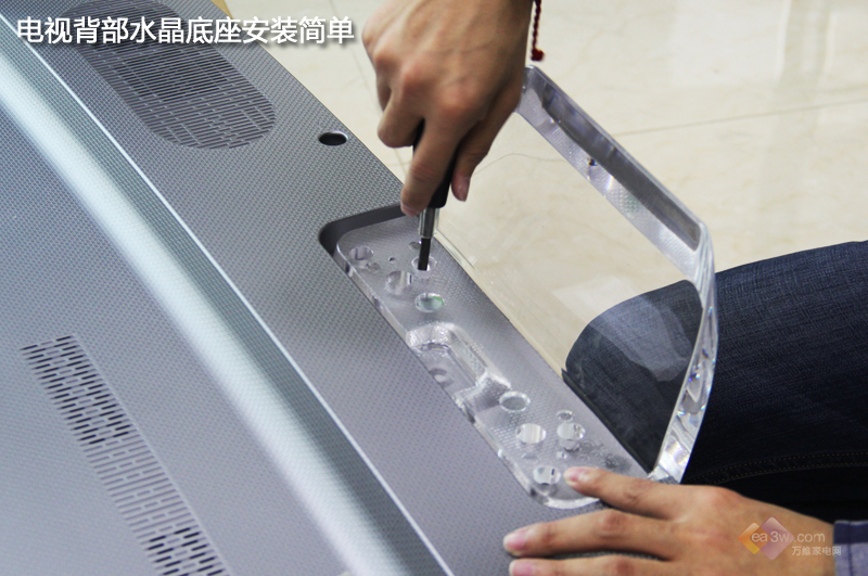 ULED超画质体验！海信MU9600曲面4K电视评测 